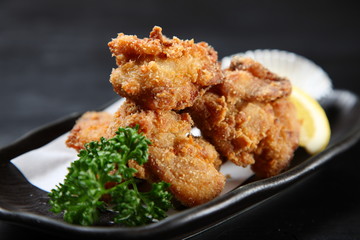 若鶏のからあげ