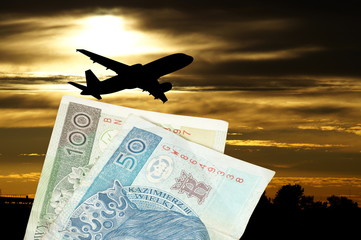 Ein Flugzeug und Geld Polnische Zloty PLN
