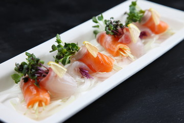 鯛とサーモンのカルパッチョ