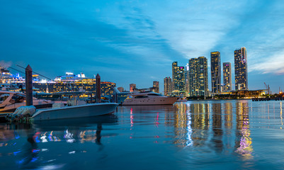 Fototapeta premium Night lights of Downtown MIami, Florida. Downtown Miami night city.