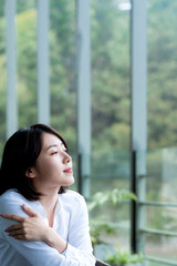 Asian business women resting  in the outdoors