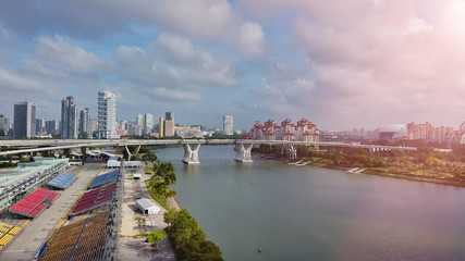 Naklejka premium Singapore aerial skyline from city ferrys wheel