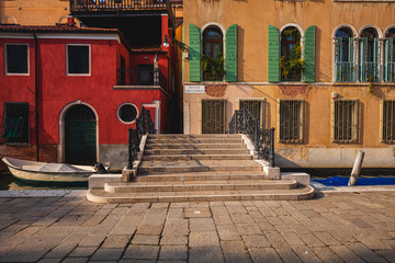 Fototapeta na wymiar Beautiful street in Venice, Italy