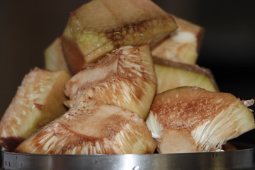 Clean, cut pieces of raw jack fruit, cooking preparations
