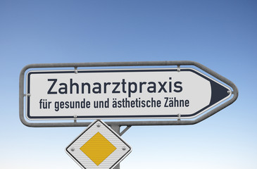 Zahnarztpraxis, für gesunde und ästhetische Zähne