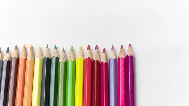 4K multi coloured colour pencils flip animation time lapse time-lapse picture animation colourful increasing colour pens and decreasing them