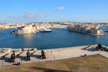 saluting battery (valletta), vittoriosa and senglea in malta