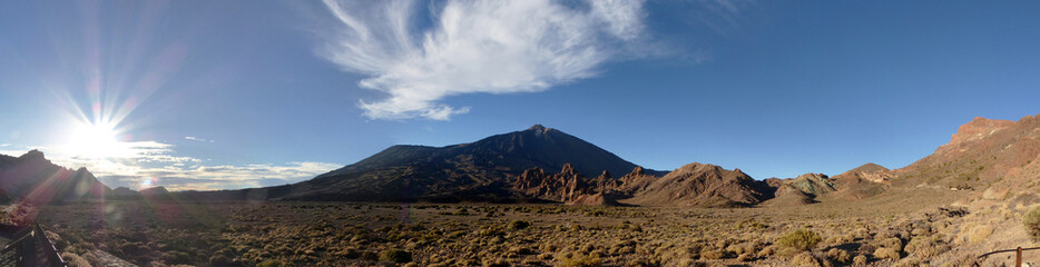 Fototapeta premium Panoramic view of the volcano, plain and Teide National Park, Tenerife, Canary Islands, Spain.