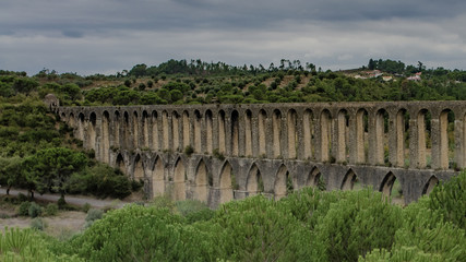 Fototapeta premium view of the roman bridge tomar 