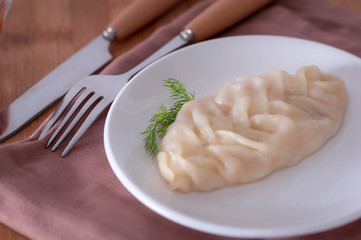  A delicious, diet dish. Steam dumplings.