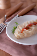  A delicious, diet dish. Steam dumplings.