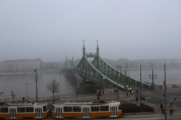 Fototapeta na wymiar Bridge in the fog Budapest