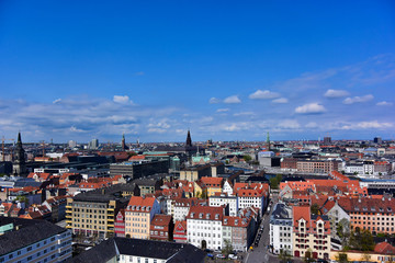 Fototapeta na wymiar コペンハーゲンの街の俯瞰。Bird's-eye view of Copenhagen, Denmark.