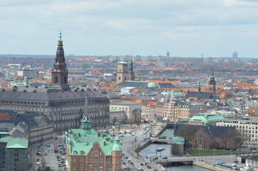 Fototapeta na wymiar Christiansborg Castle and Vor Frue Kirke