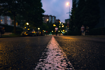 Calle de bilbao al anochecer