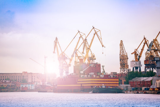 Admiralty Shipyard or Admiralteyskiye Verfi, with construction cranes and deadweight, Saint Petersburg, Russia