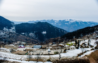 Fototapeta na wymiar Patnitop a city of Jammu and its park covered with white snow, Winter landscape 