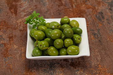 Green Campo Real olives in the bowl