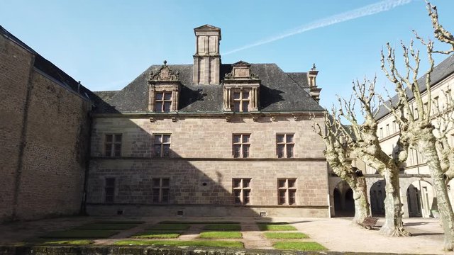 Brive-la-Gaillarde (Corr&egrave;ze, France) - Mus&eacute;e Labenche (Beaux arts)