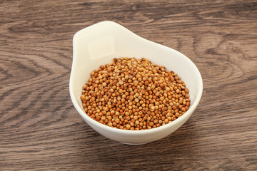 Coriander seeds in the bowl