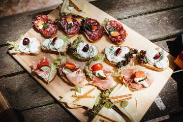 photo of small toast sandwiches in a plate