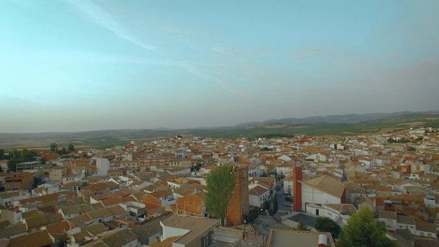 Vista de un pueblo de Andaluc&iacute;a al atardecer