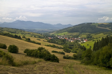 Fototapeta na wymiar View of the Liptov village of Kalameny on the way to the ruins of Liptov Castle.