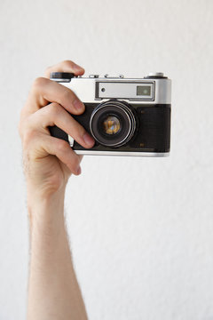 hand with camera