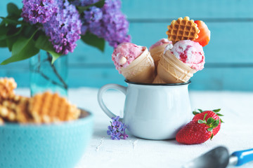 Strawberry ice cream on rural background - 347972907