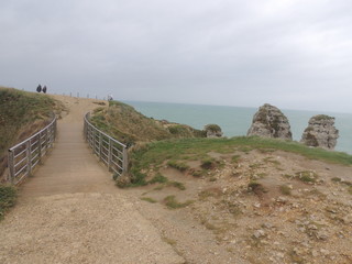 Fototapeta premium etretat cliffs on a cloudy and windy day