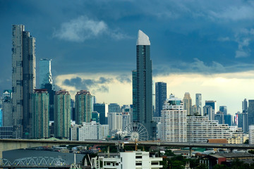 Fototapeta premium April28, 2020 in Bangkok Storm clouds sky heavy rain In a modern city