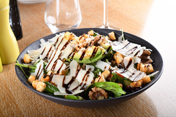 Baby spinach salad, avocado, cherry tomatoes, mushrooms, cucumberscranberry balsamic dressing