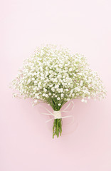 かすみ草のブーケ