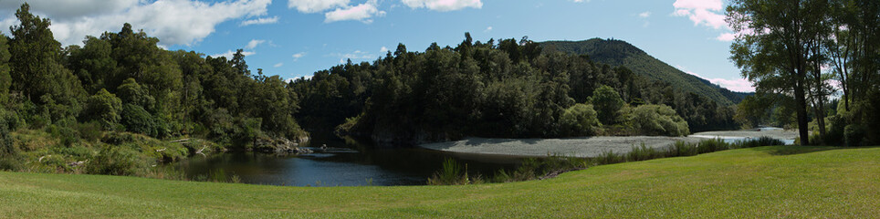 Fototapeta na wymiar Totara flat in Pelorus Bridge Scenic Reserve,Marlborough Region on South Island of New Zealand 