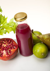 bottled fruit and vegetable extract, lemon, pomegranate, celery and pear. excellent detox