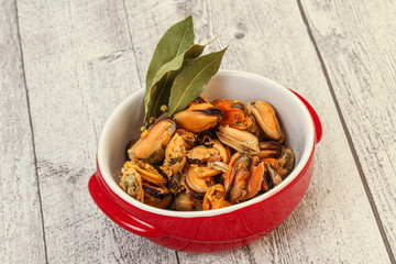 Pickled mussels in the bowl