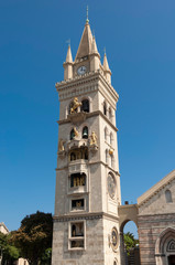 Fototapeta na wymiar Bell Tower and Astronomical Clock in Messina