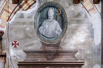 Lodi, interno chiesa San Francesco