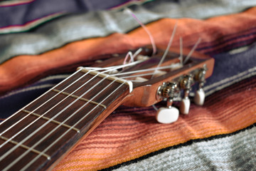 Guitar head
