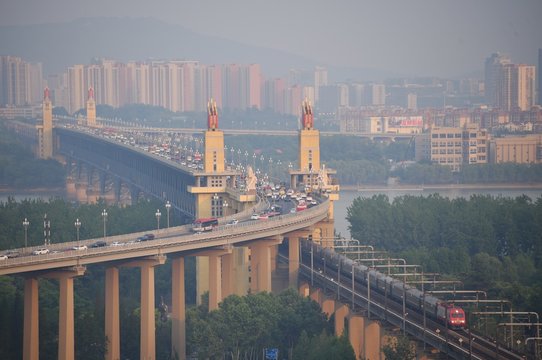 A train passed through the Nanjing Yangtze River Bridge.