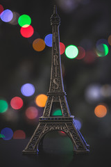 Fototapeta na wymiar statuette of a Eiffel Tower
