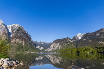 Naklejka premium lake among mountains reflecting in Austria