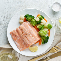 Steam salmon and vegetables, Paleo, keto, fodmap, dash diet. Mediterranean diet with steamed fish