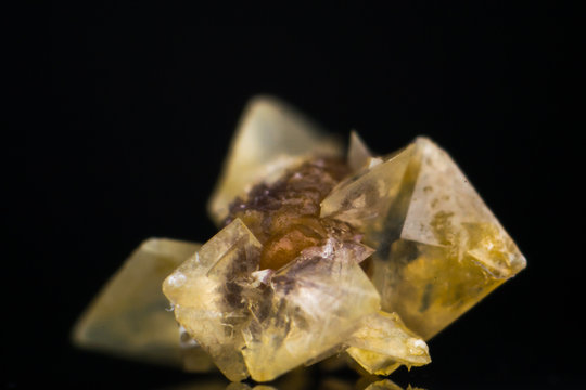 macro photo of a small kidney stone
