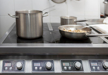 Professional electrical hob and pan for cooking tasty and healthy food