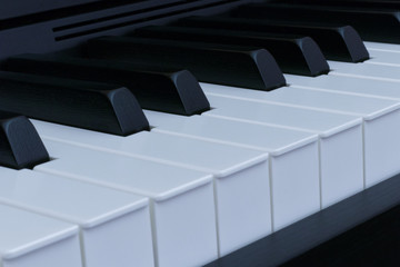 Naklejka premium Piano keyboard close up diagonally