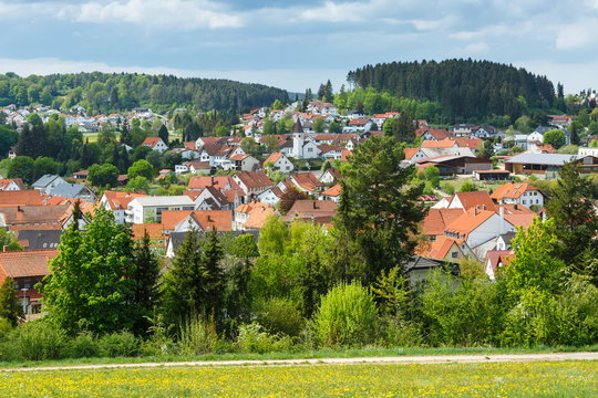 Ausblick auf die Christuskirche der Stadt Trochtelfingen (Hohenzollern)
