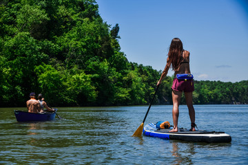 Fototapeta na wymiar Paddling the Tennessee River in Knoxville, TN 