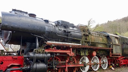 Naklejka premium alte Lokomotive, stillgelegt, Eisenbahn Friedhof