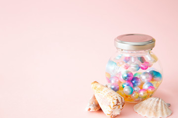 瓶 ビーズ 水 貝殻 ピンク カラフル